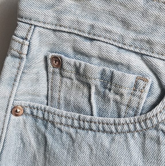 JBD High-Rise Light Wash Denim Shorts in Women's L - Picture 7 of 16